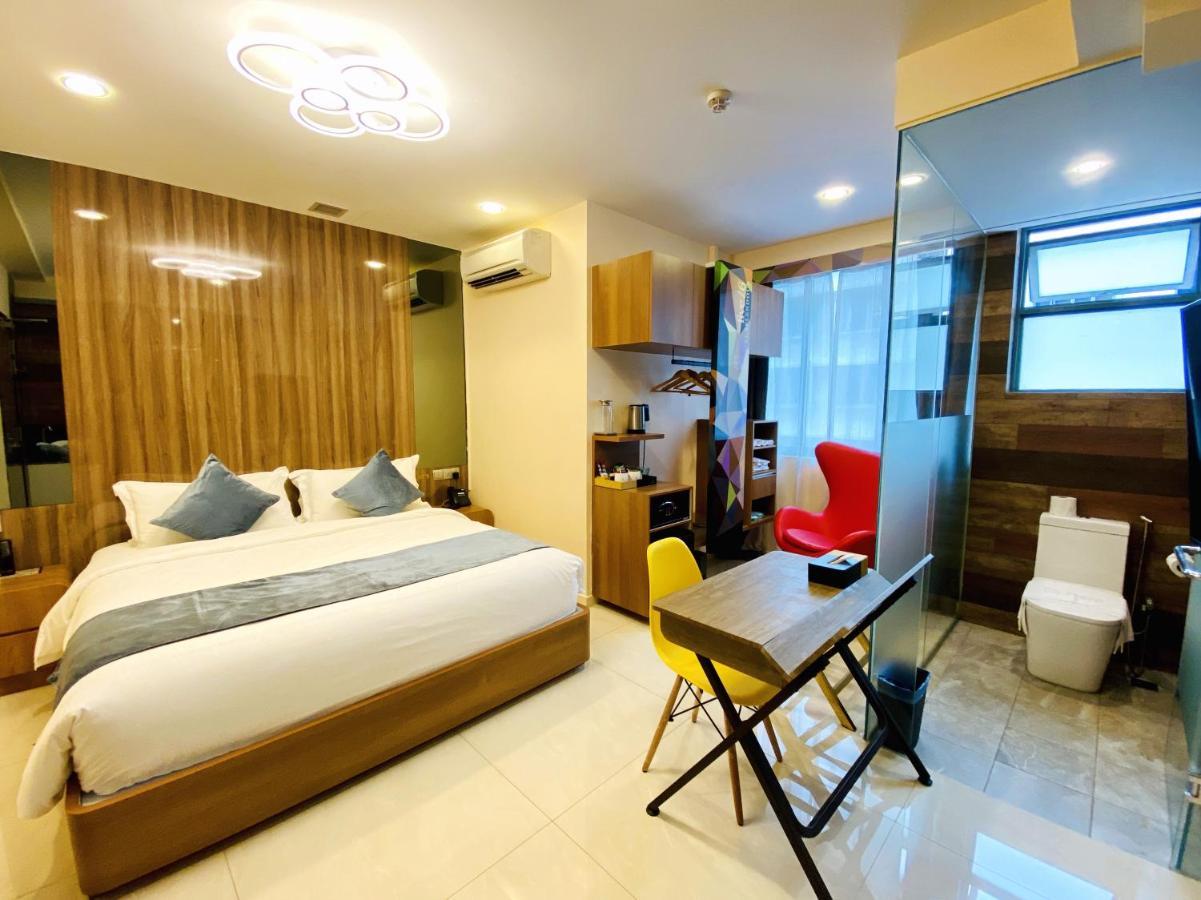 Deluxe Splendour Room