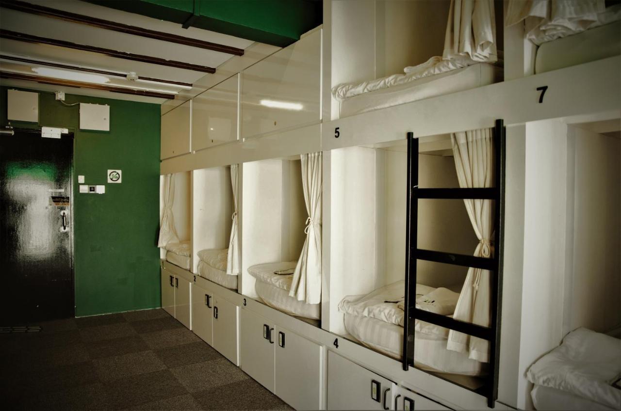 Single Pod Female Shared Room