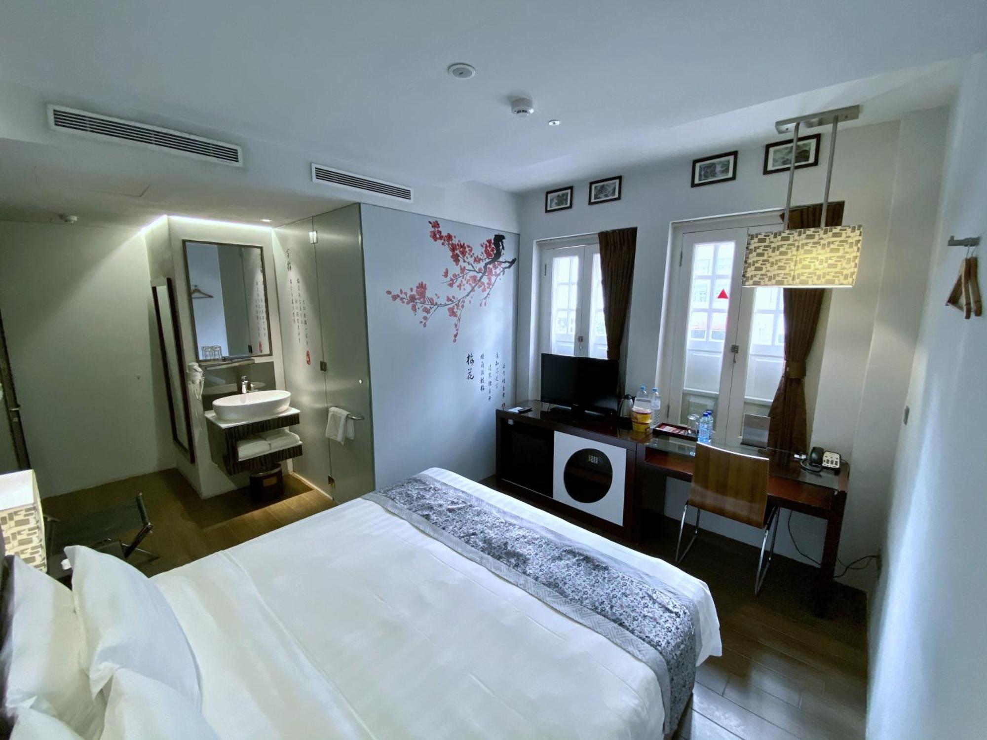 Deluxe King Room,1212673687:JPEG