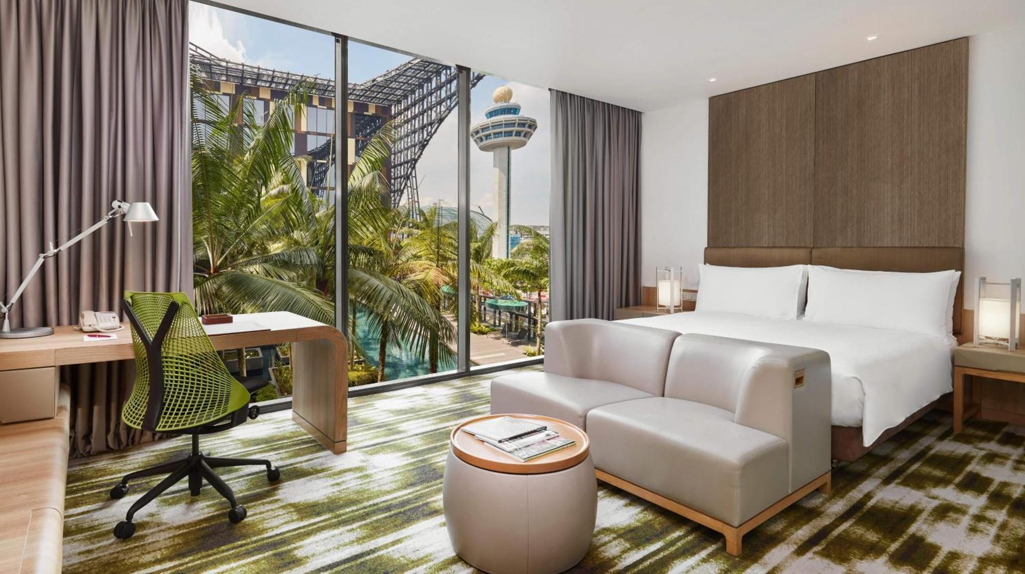 Standard King Room with Pool View - High Floor