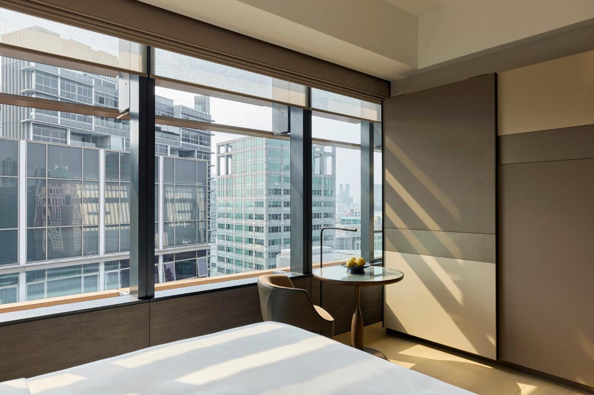 Metropolitan Suite