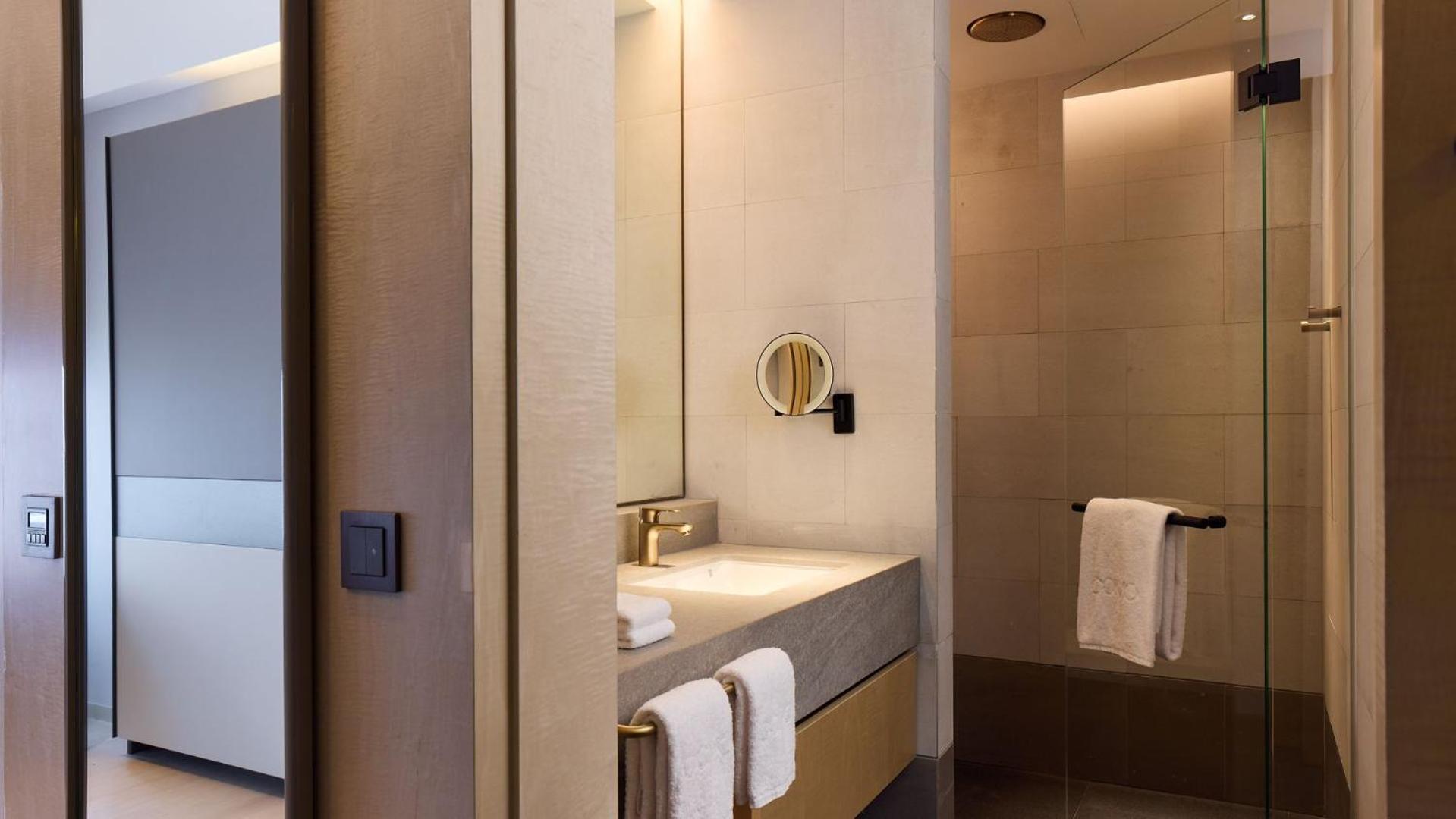 Metropolitan Suite