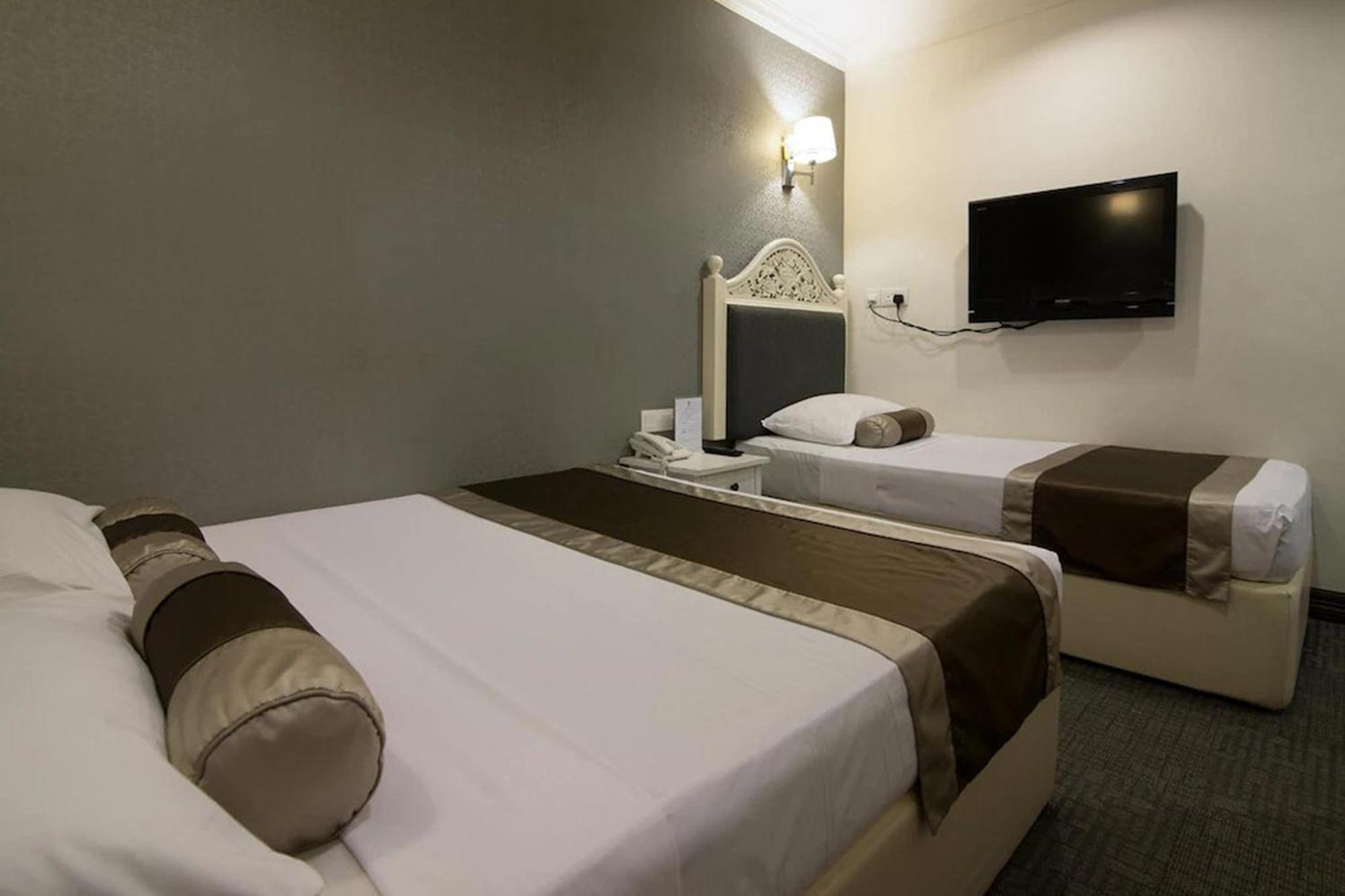 Triple Room (No Window)