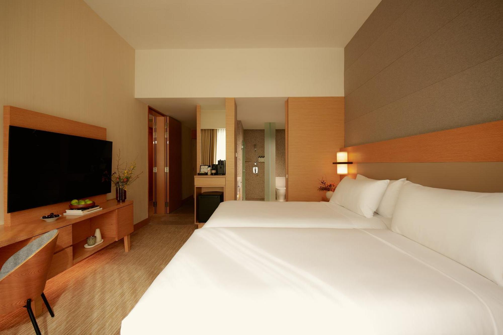 Premier Room