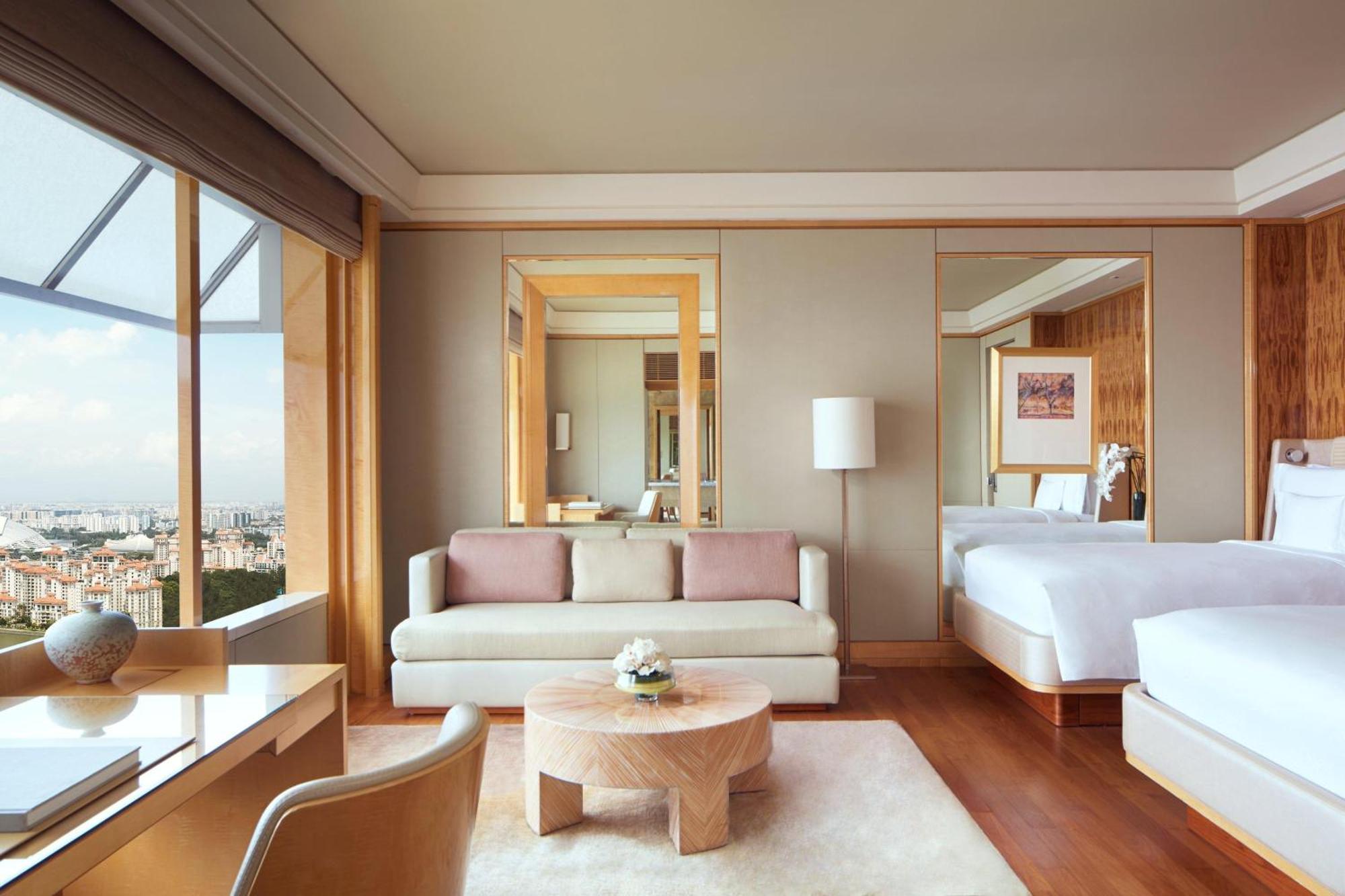 Deluxe Kallang 2 Twin Beds Kallang Precinct View