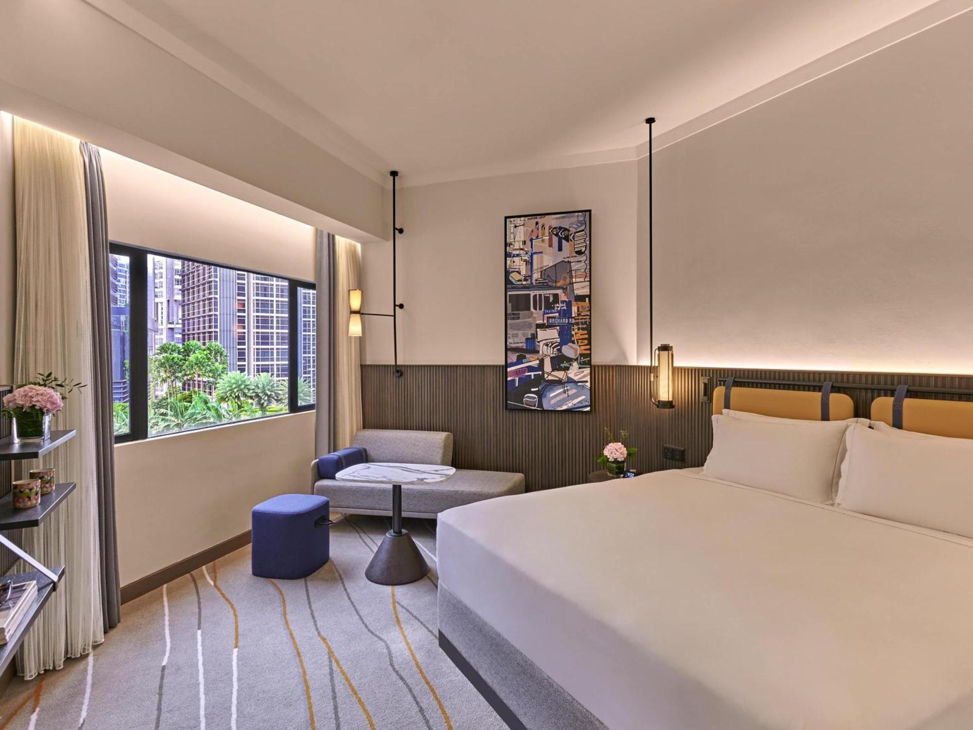 Deluxe Superior Room 1 King Bed High Floor