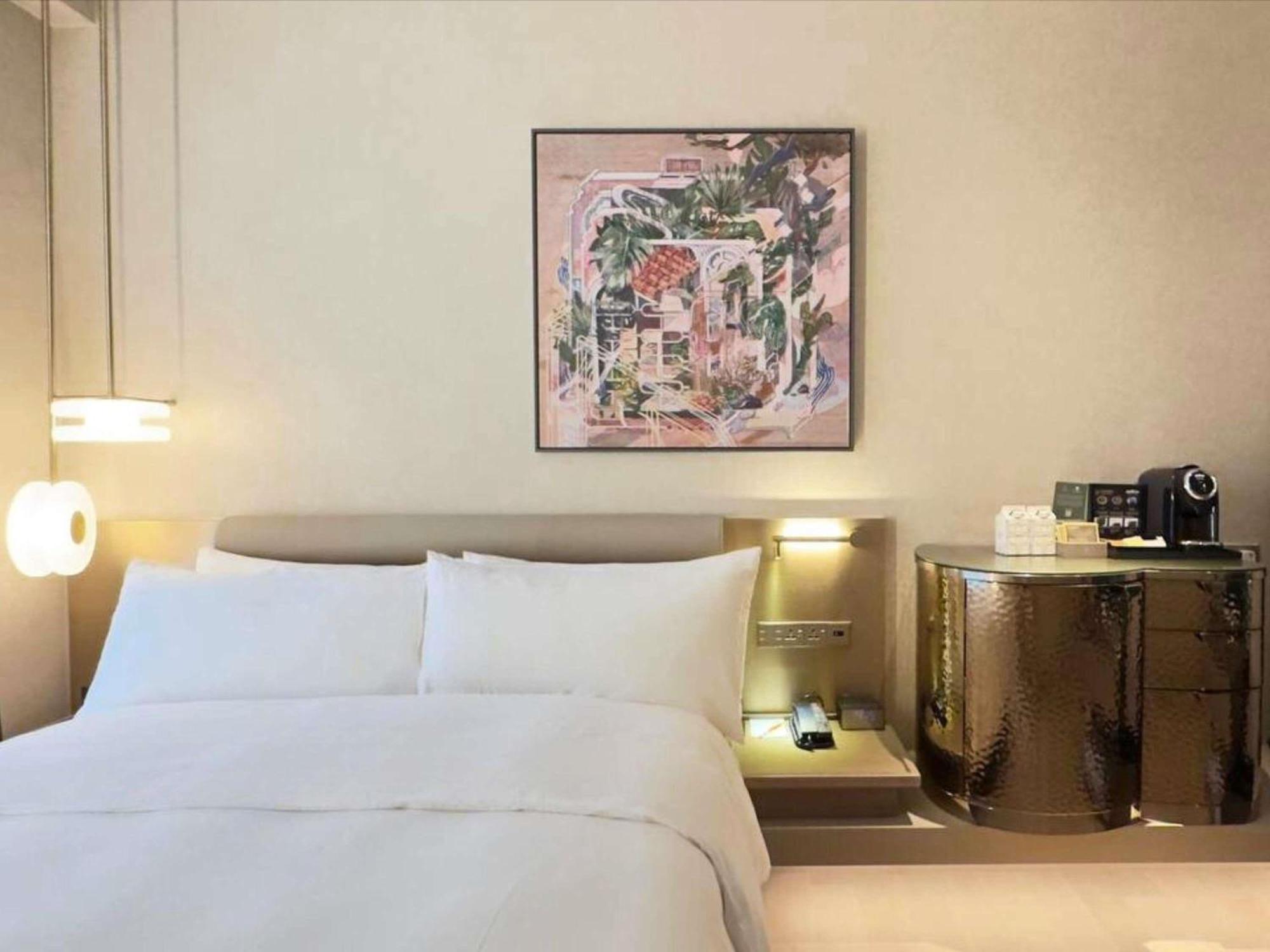Signature Room Mobility Accessible