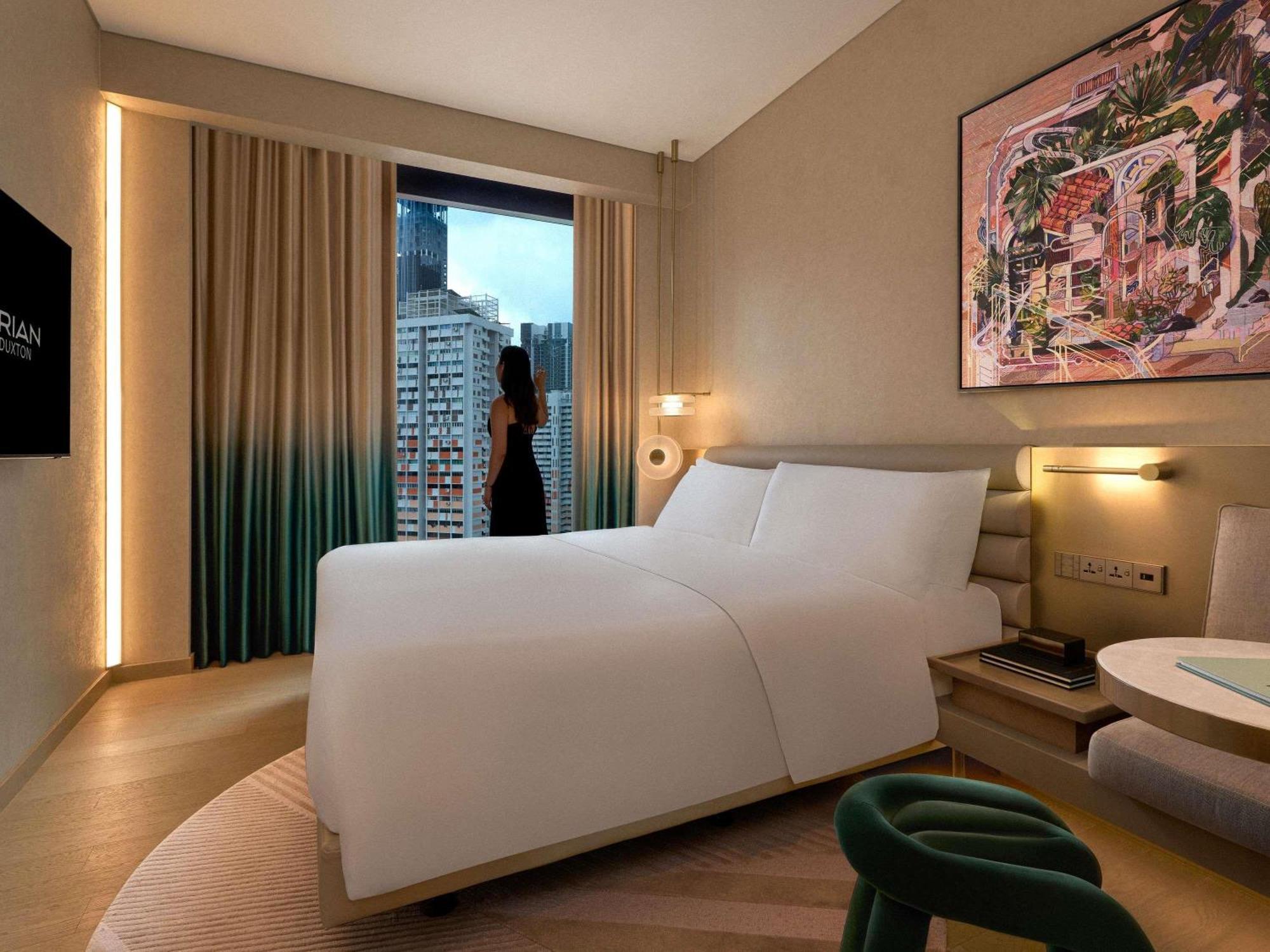 Signature Skyline King Room