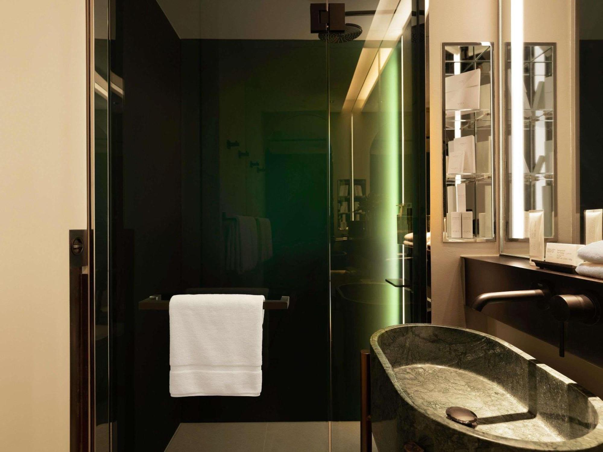 Signature King Room