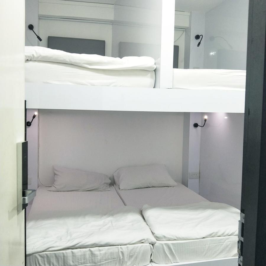 Private Room Four Single Beds