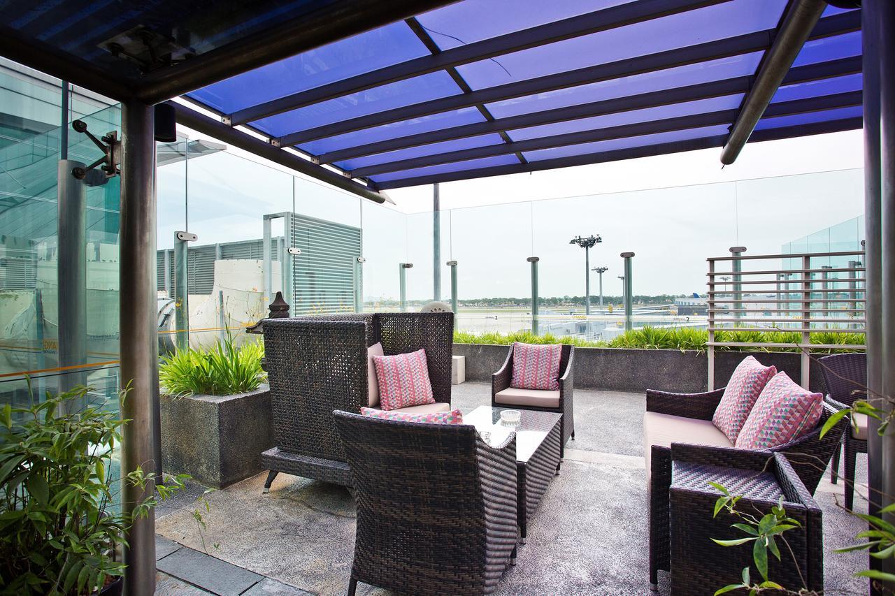 3 Hours Lounge Seated Sofa Chairs NO BED Check between 7AM to 7PM
