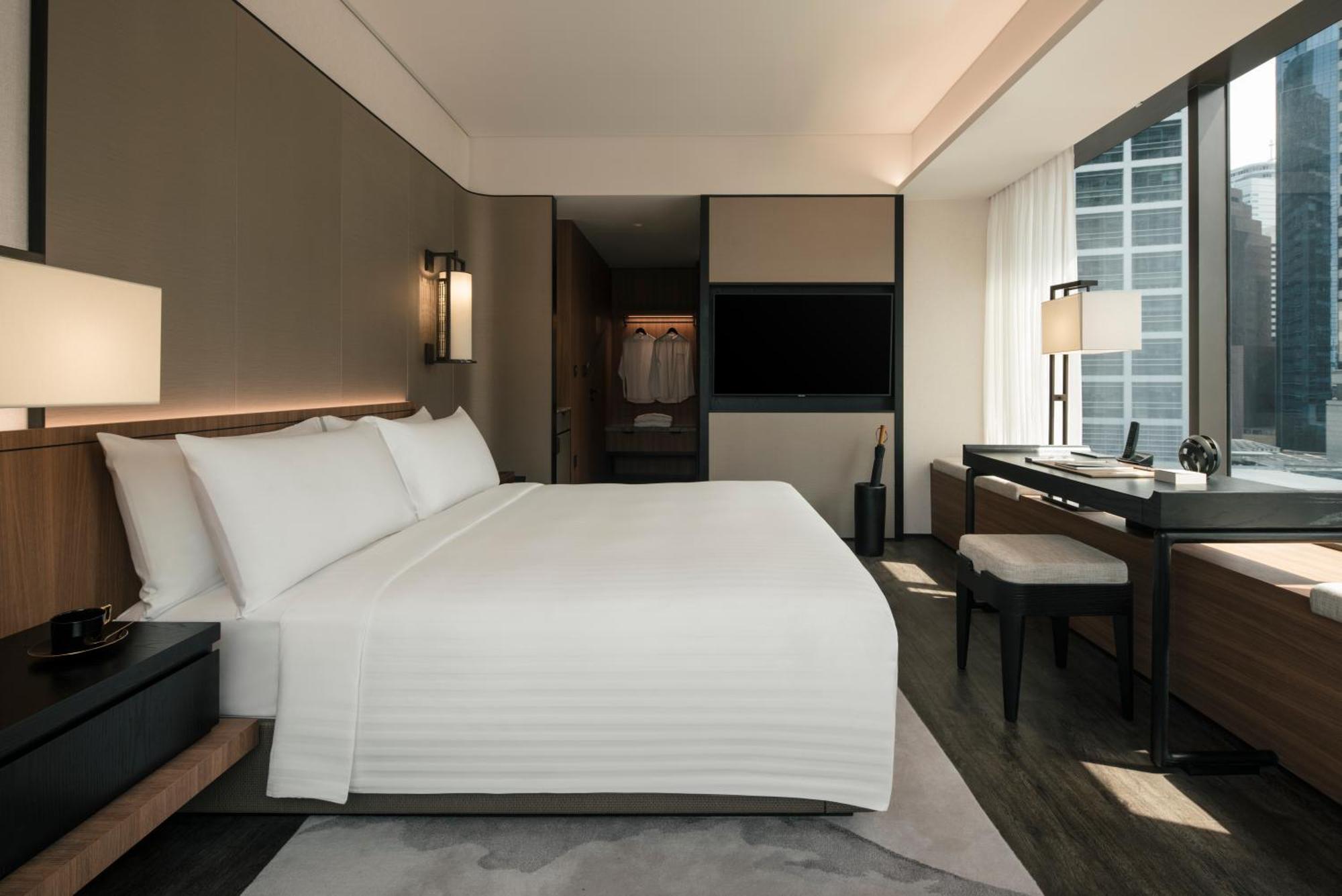 Premier Single Room