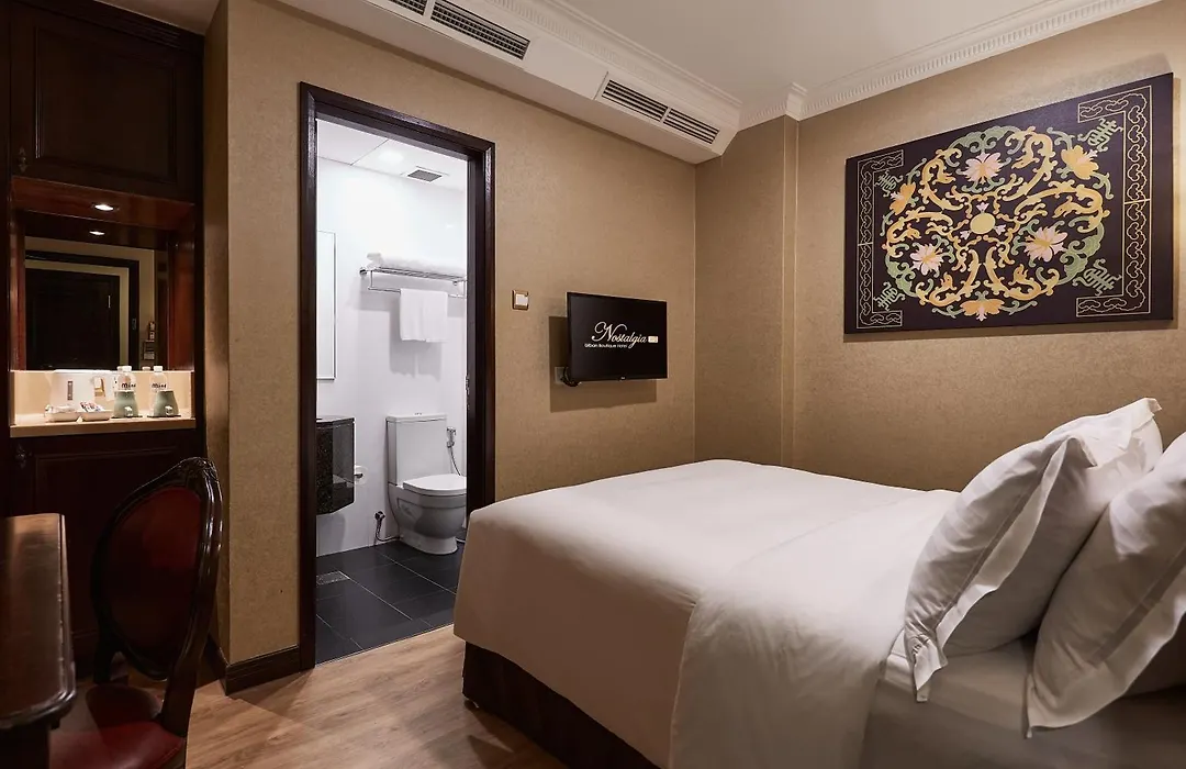 Nostalgia Hotel-1