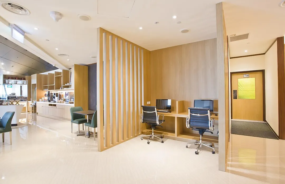 Ambassador Transit Lounge Terminal 2-1