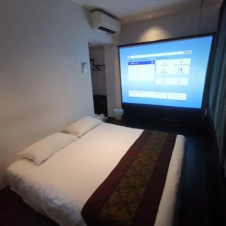 Hi Hotel Bugis-3