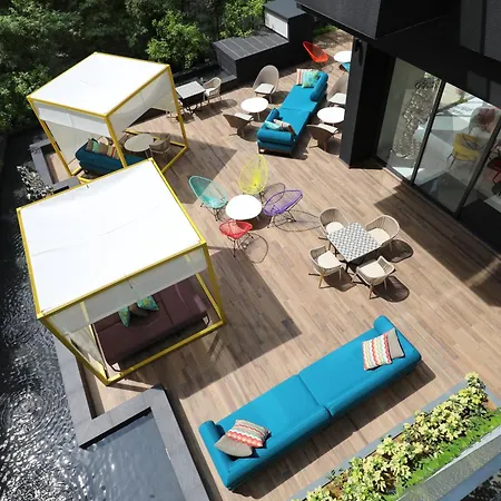 Oakwood Studios Singapore-3