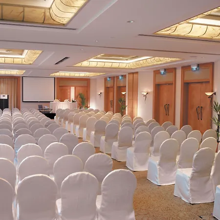 Grand Copthorne Waterfront Hotel Singapore-2