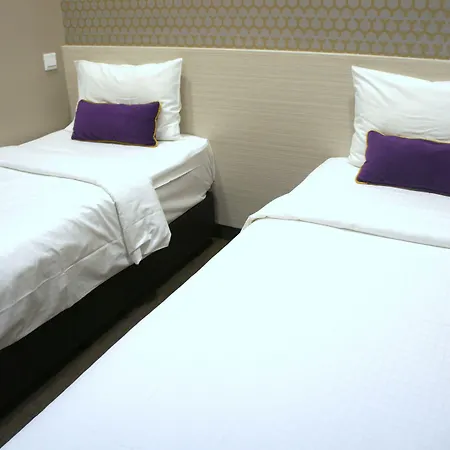 V Hotel Bencoolen-2