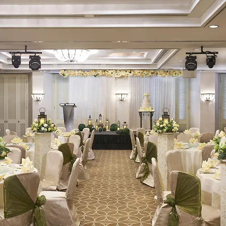 Rendezvous Hotel Singapore By Far East Hospitality-3
